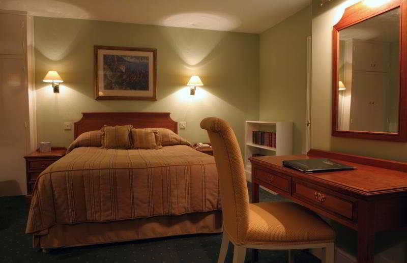 Hurtwood Hotel Peaslake Quarto foto